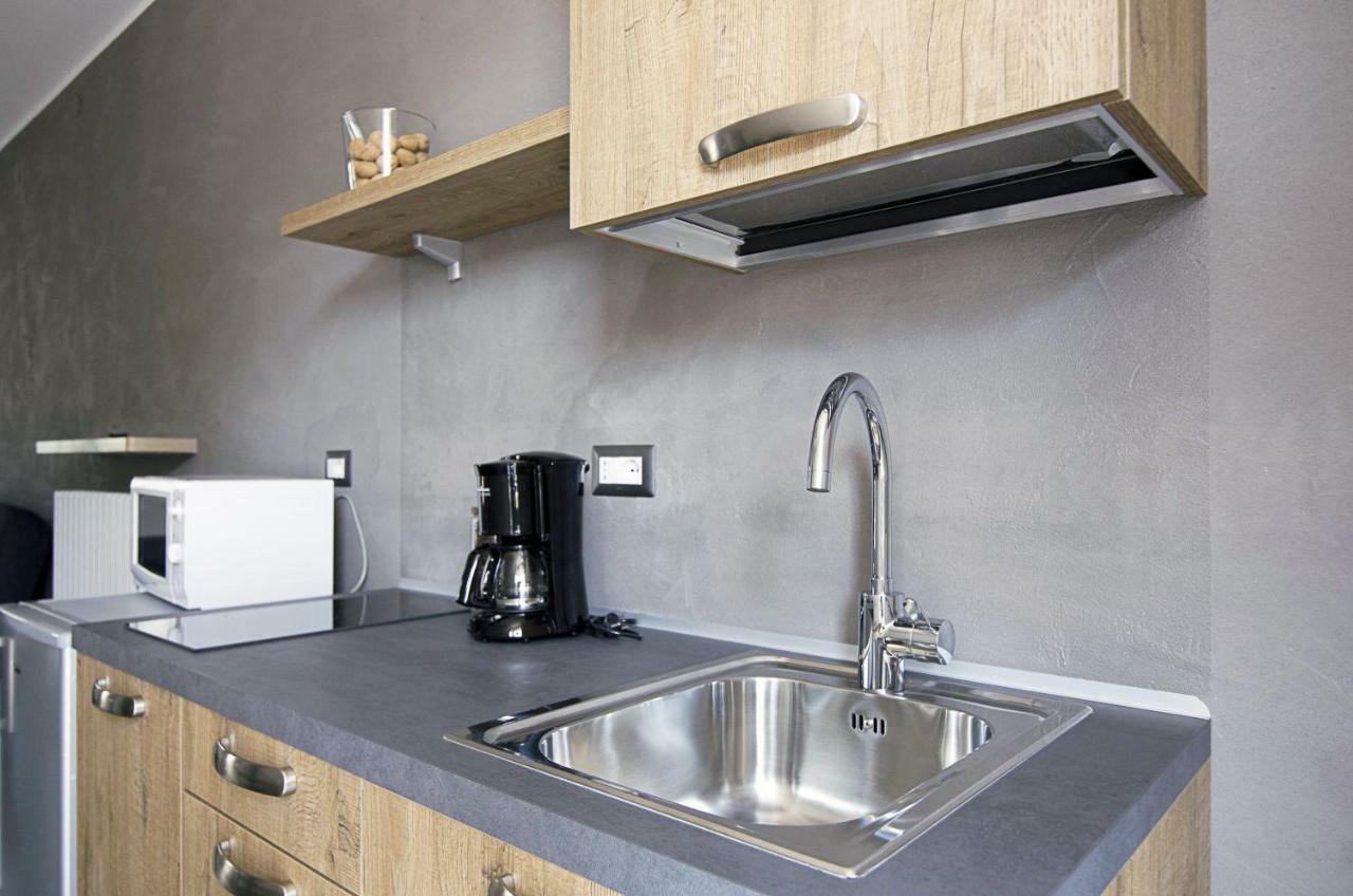 Casa Degli Artisti Apartment Caprino Veronese Luaran gambar
